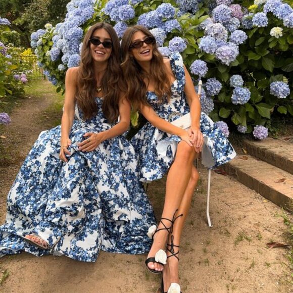 Milla Ravishing blue hydrangea corset maxi dress, Garden of Eden - Picture 7 of 8